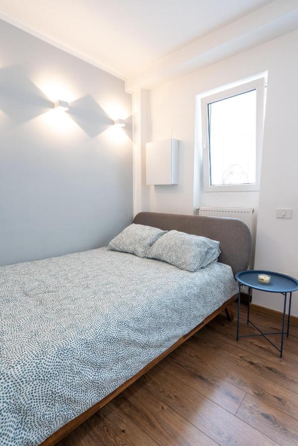 Cozy Design Apartament In Magheru Bucharest Exterior photo